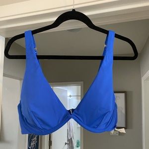 Athleta Underwire Swim Top